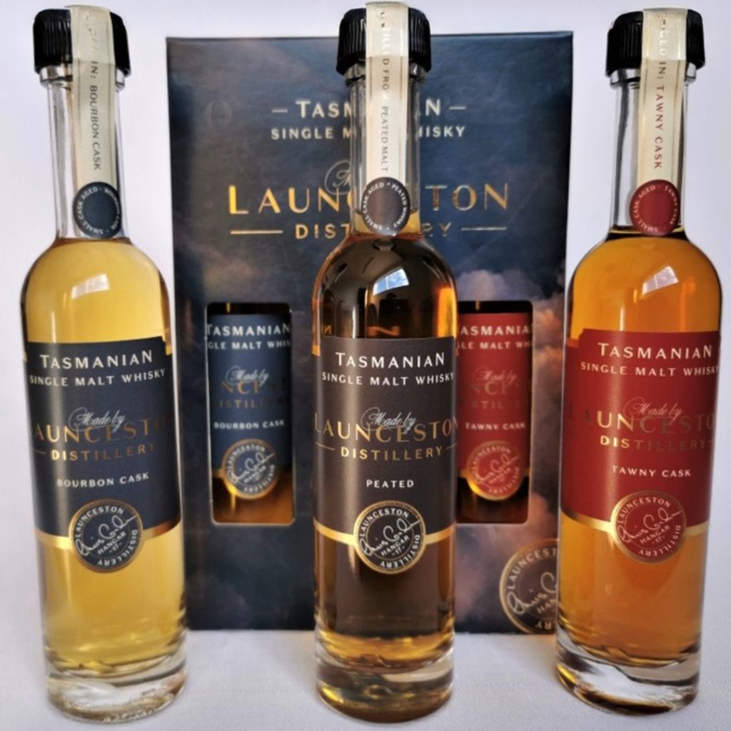 3 bottles of whisky and gift pack